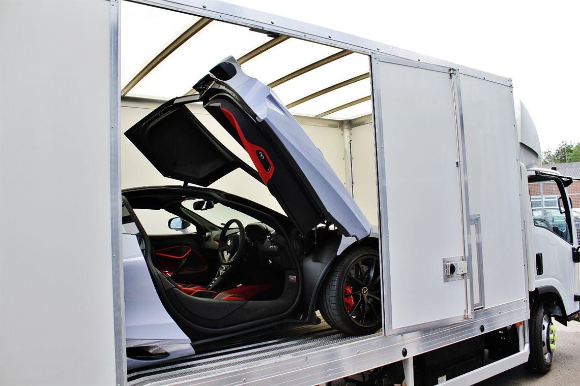 isuzu-n75190-e6-75-tone-enclosed-car-transpor