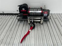 isuzu-n75190-e6-75-tone-enclosed-car-transpor