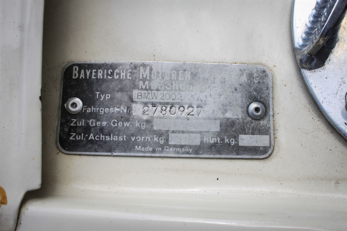 bmw-2002-tii---historic-rally-car-road-legal