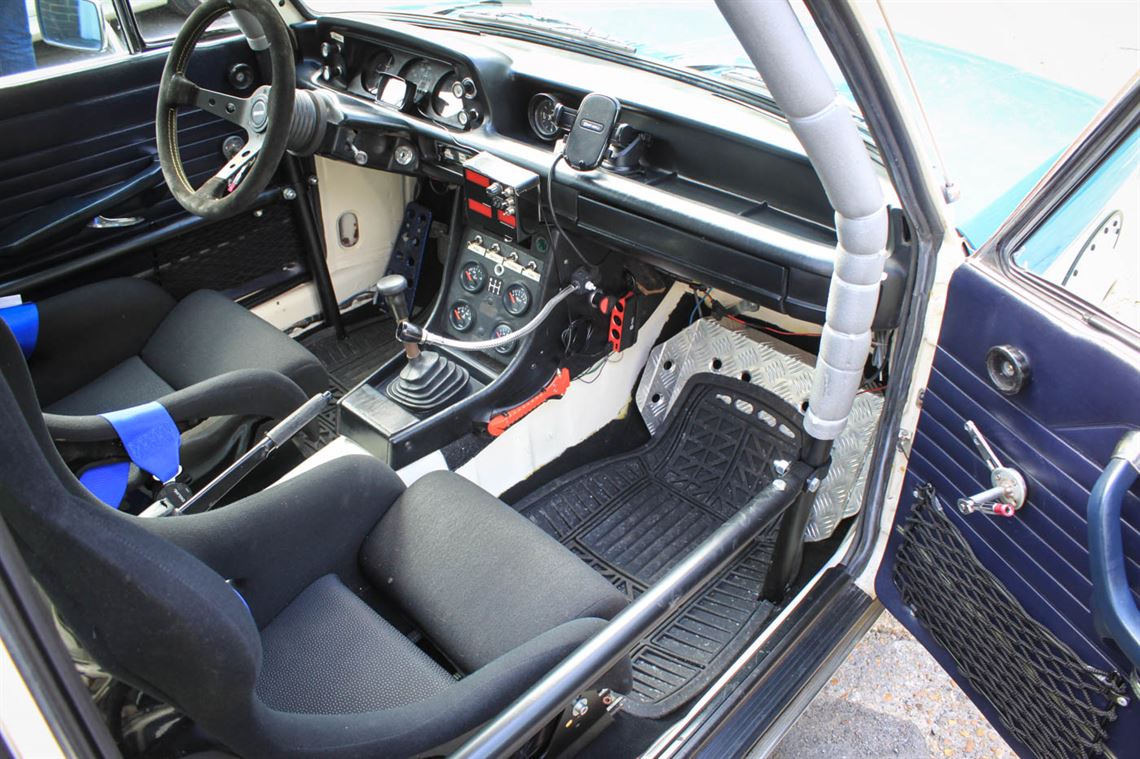 bmw-2002-tii---historic-rally-car-road-legal