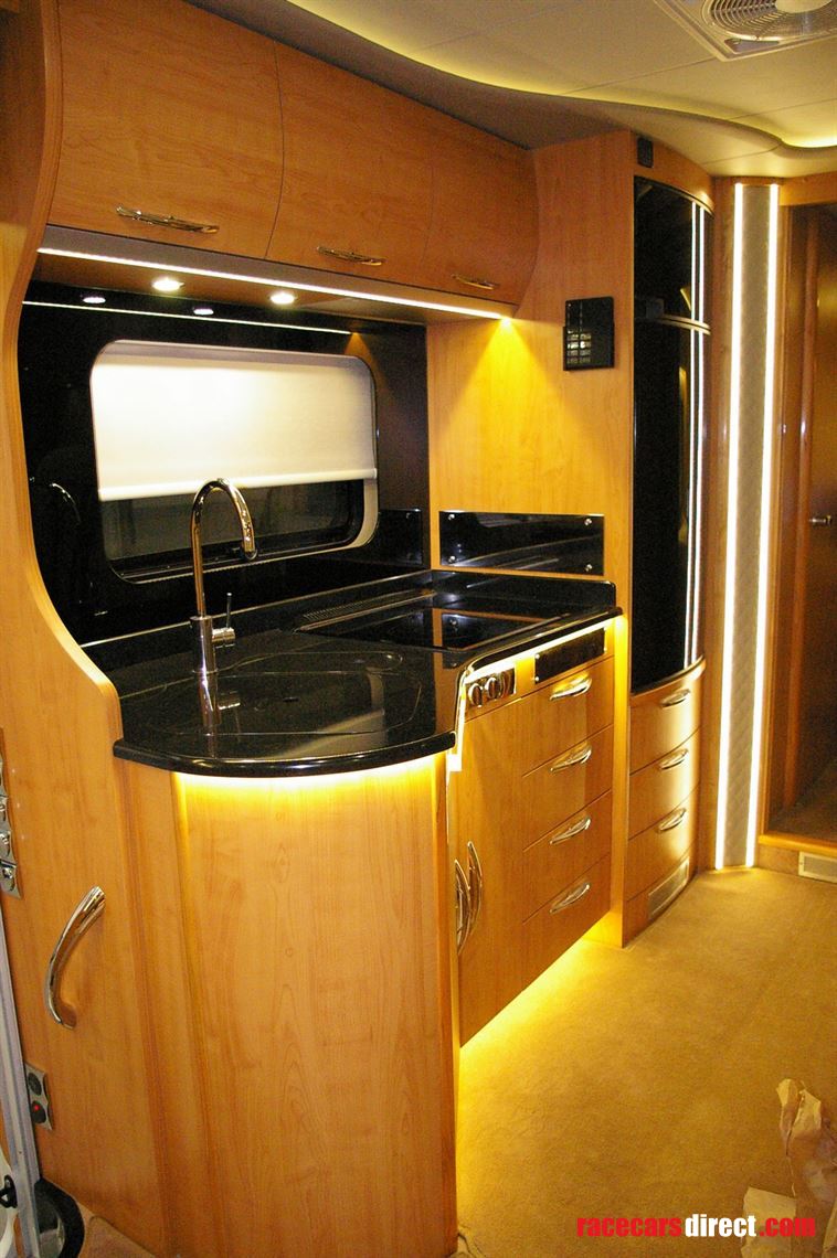 Racecarsdirect.com - MAN motorhome