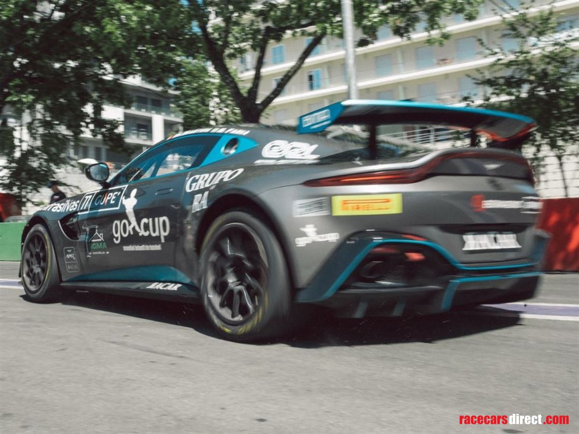 aston-martin-vantage-amr-gt4-2020