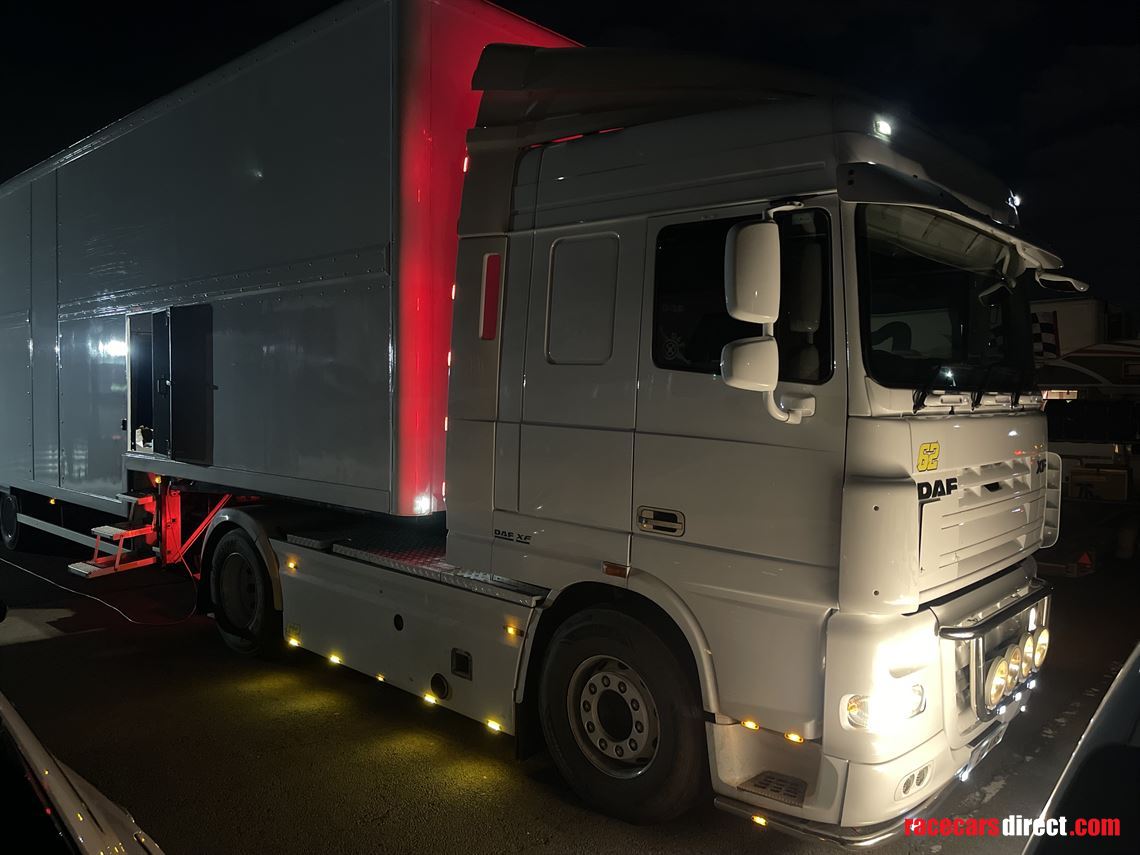 double-deck-trailer-and-tractor-unit---full-l