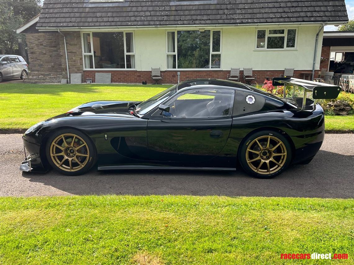 ginetta-g50-race-car