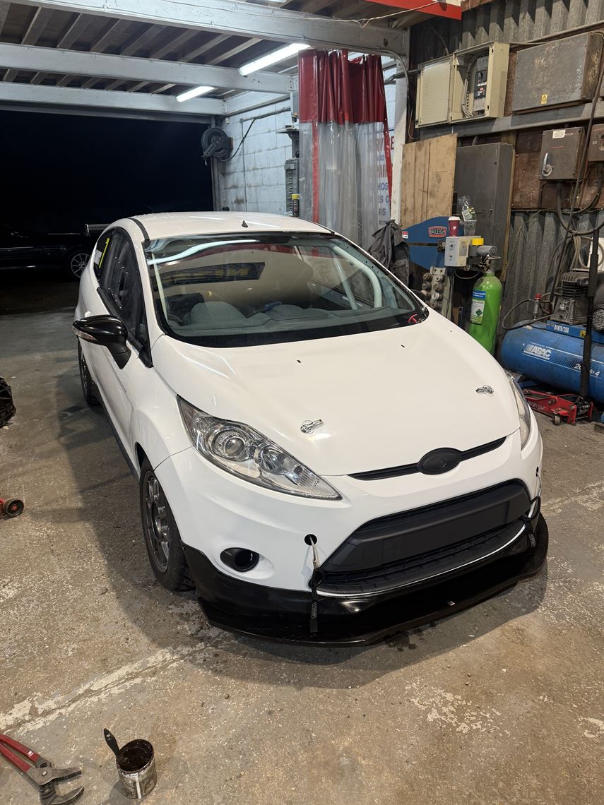 brscc-fiesta-junior-build
