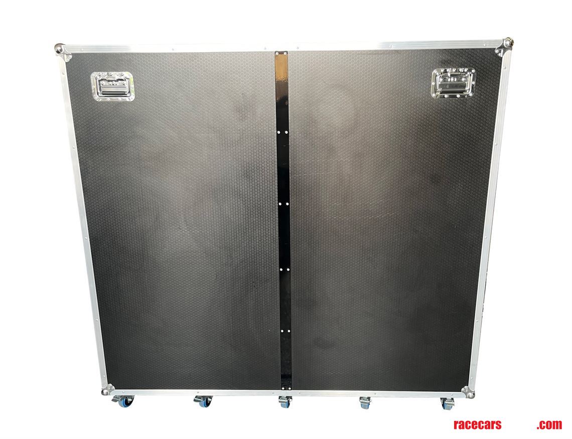 large-euro-container-flight-case-with-shelves