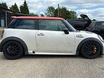 mini-r56-race-car