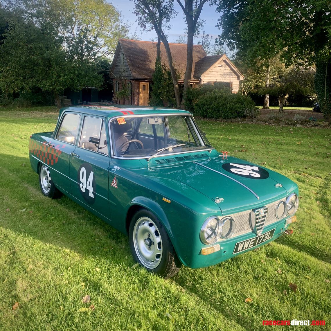 alfa-105-giulia-ti-historic-race-car