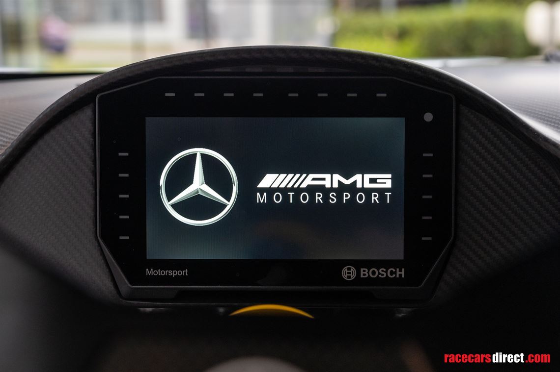 2022-mercedes-benz-amg-gt-track-series