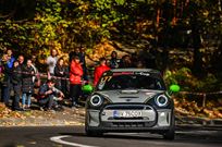 mini-cooper-s-e-electric-new-hillclimb-circui