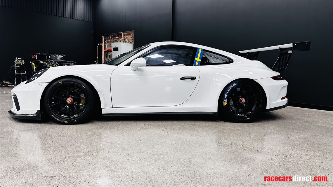 porsche-9912-cup-2018-565h-abs