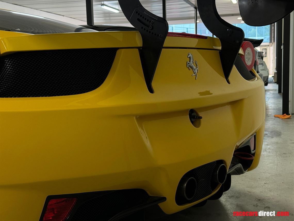 ferrari-458-challenge-evo