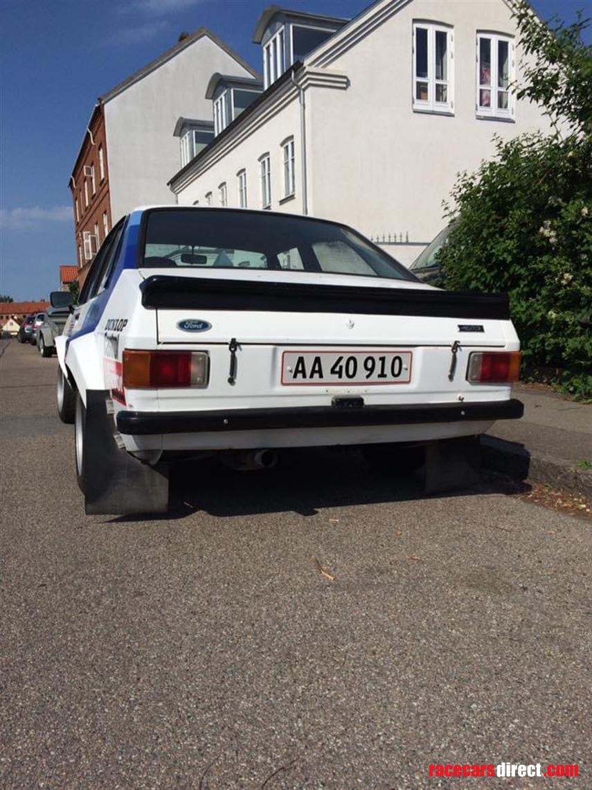 ford-escort-mk2-rally-car