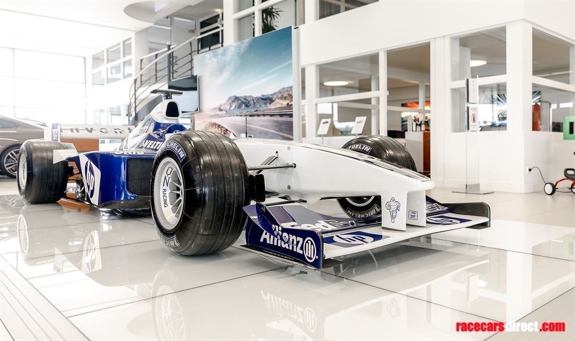 Así es la decoración de Williams F1 especial para Singapur Así es la decoración de Williams F1 especial para Singapur