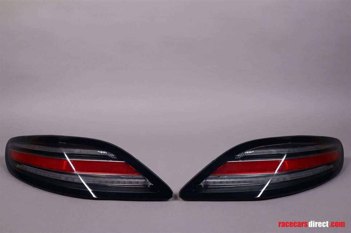 mercedes-benz-sls-amg-rear-lights