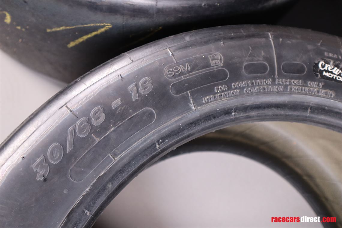 michelin-pilot-sport-gt-slicks-tire-compound