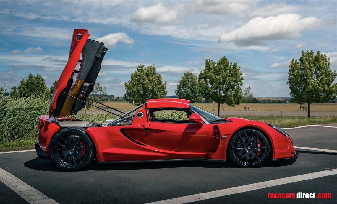 hennessey-venom-gt-2011