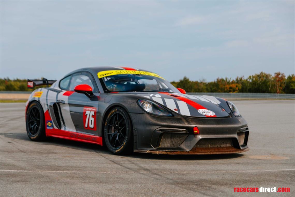 2019-porsche-718-gt4-clubsport-mr-w-big-spare