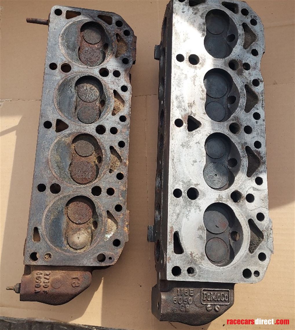 rare-ford-1300-2730e-pre-crossflow-engines