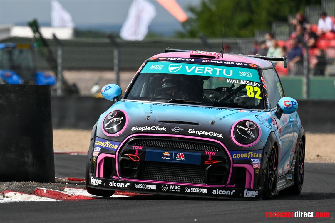 mini-challenge-jcw-race-car-for-sale