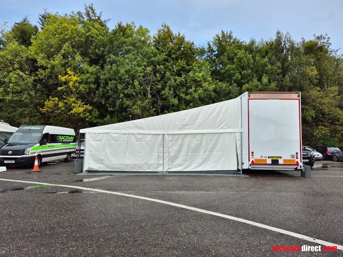 brooklands-race-trailer-4m-with-daf-xf