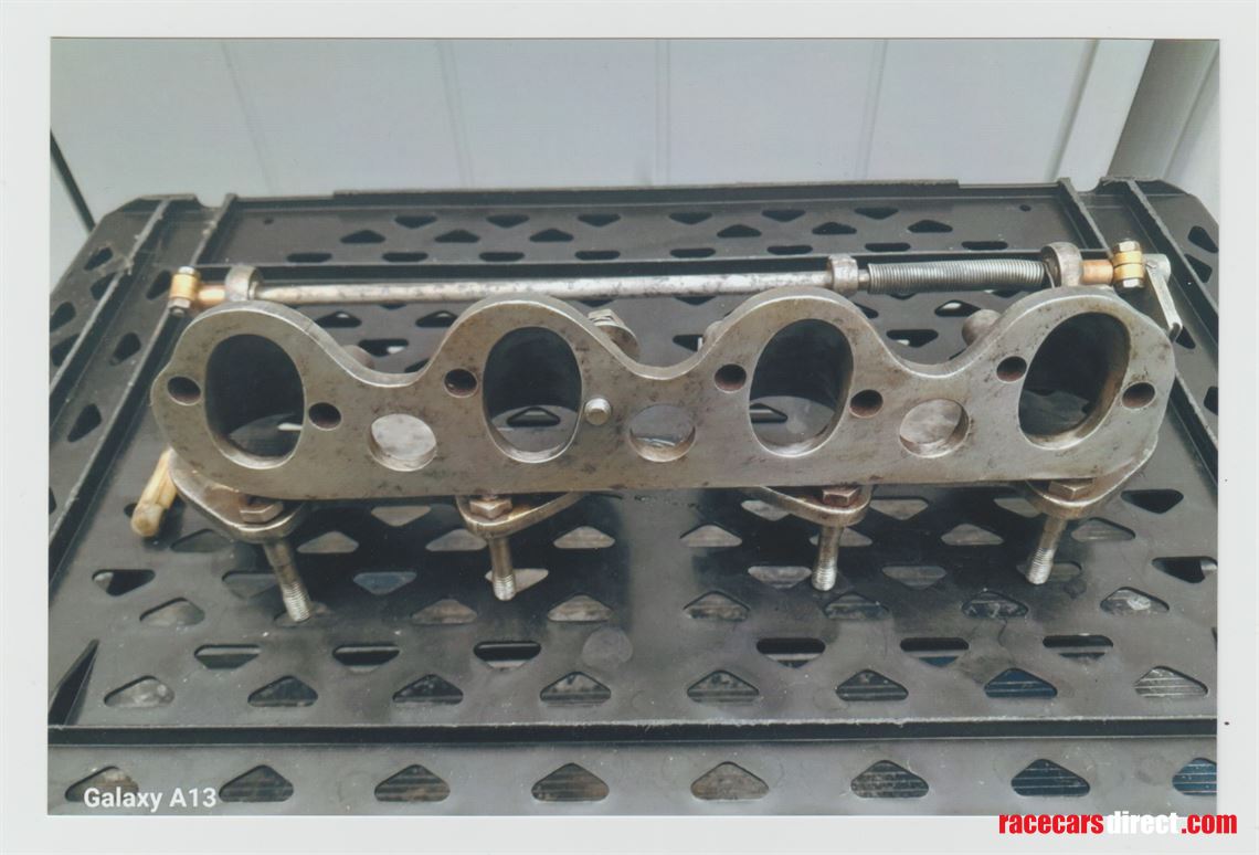 classic-works-bmc-st-twin-weber-manifold