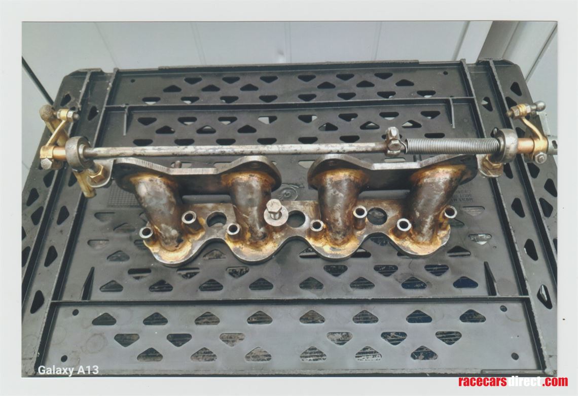 classic-works-bmc-twin-weber-manifold