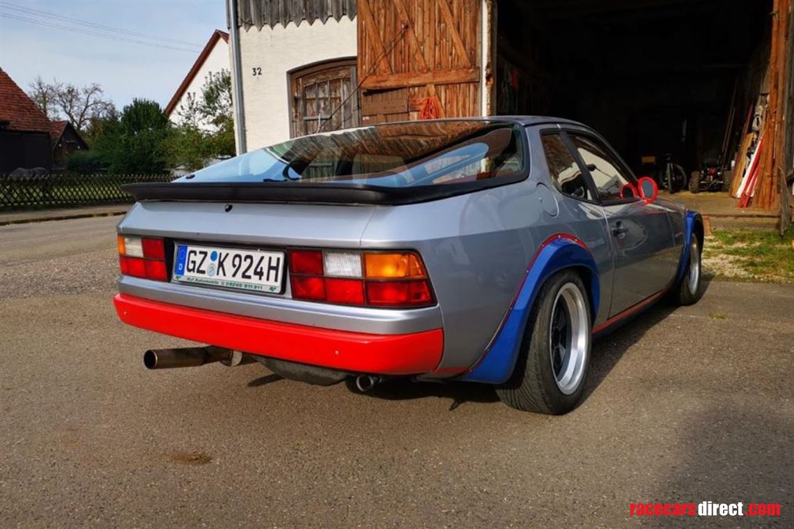 porsche-924-s-rallye-group-2-for-classic-car