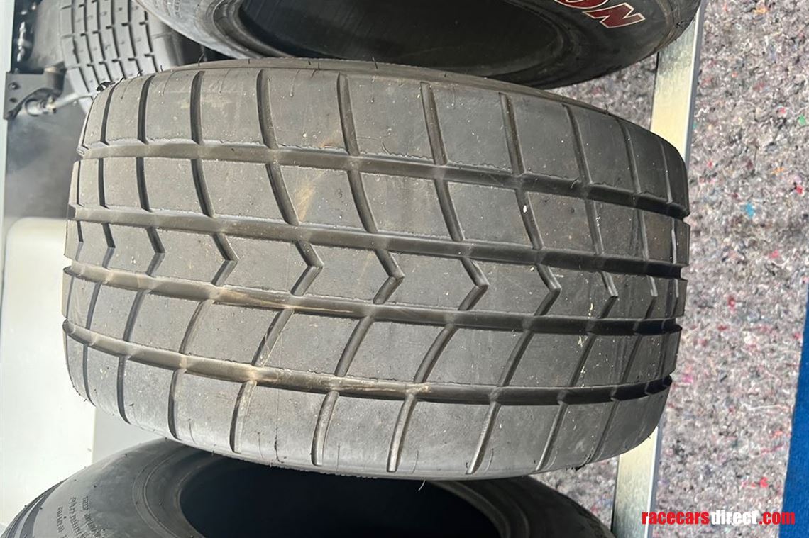 4-rain-tyres-formula-prototype-r13