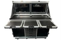 data-station-flight-case-with-2-x-28-smart-tv