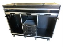 data-station-flight-case-with-2-x-28-smart-tv