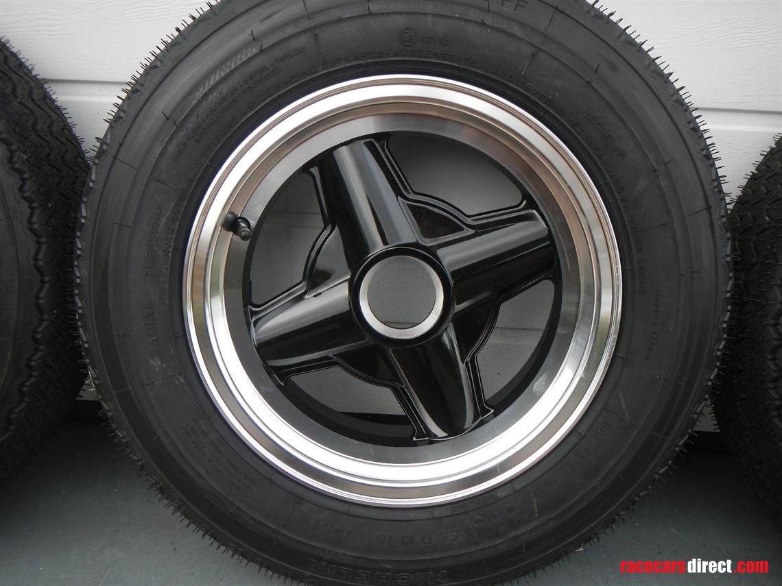 lotus-elan-revolution-wheels-and-tyres