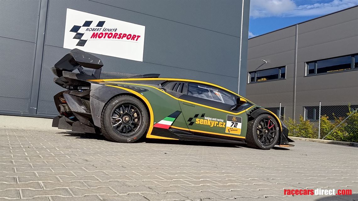 lamborghini-huracan-super-trofeo-evo2