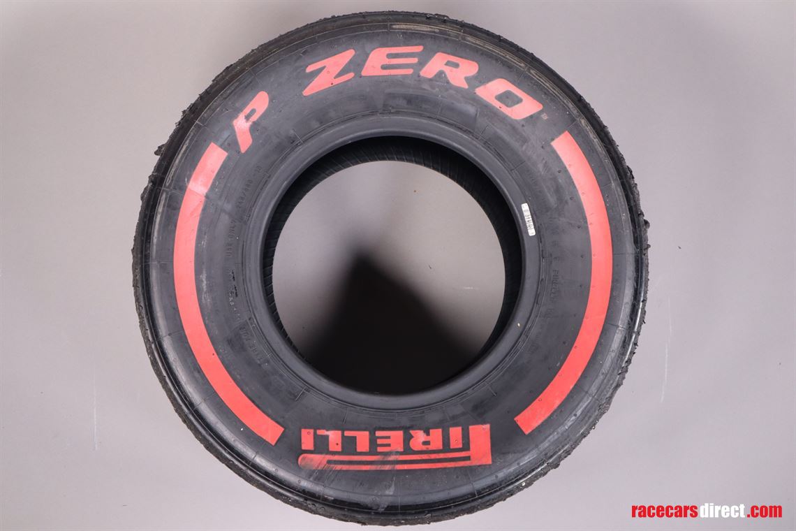 formula-1-tires-pirelli-p-zero-red-tire-compo