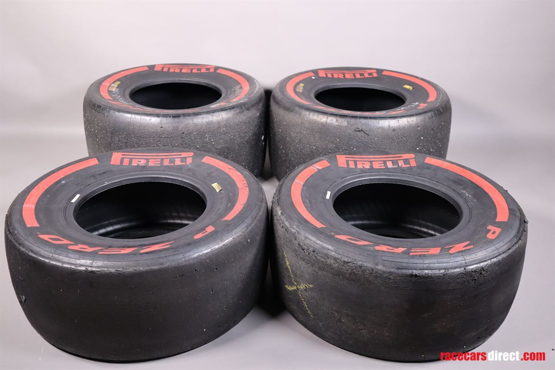 formula-1-pirelli-tire-set-red-tire-compound