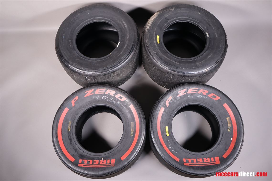 formula-1-pirelli-tire-set-red-tire-compound