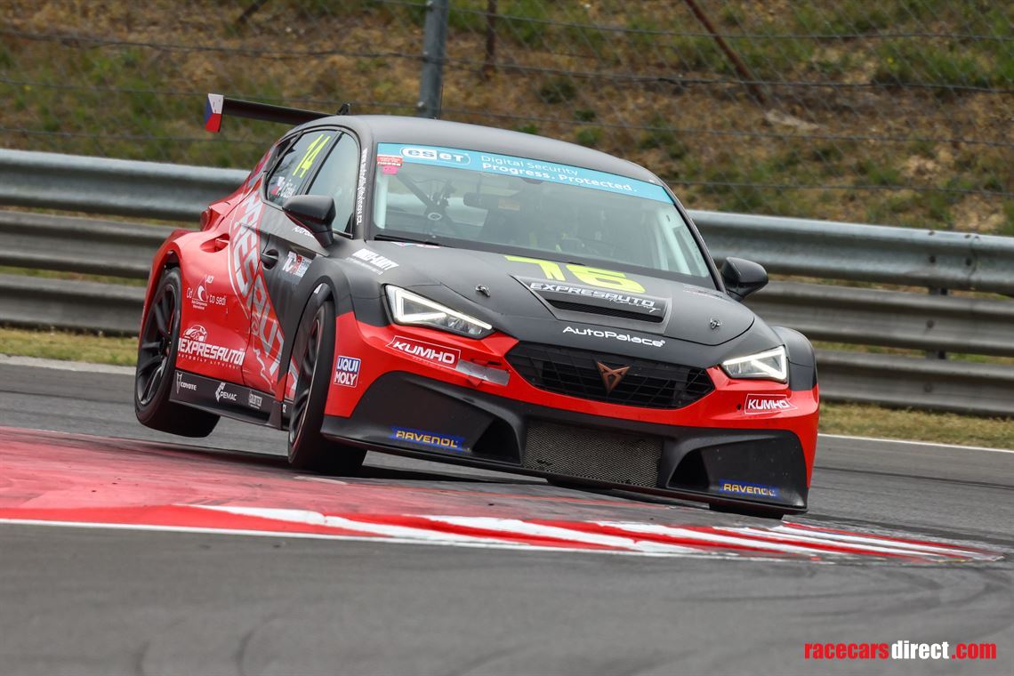 cupra-competicion-tcr-mk4-005