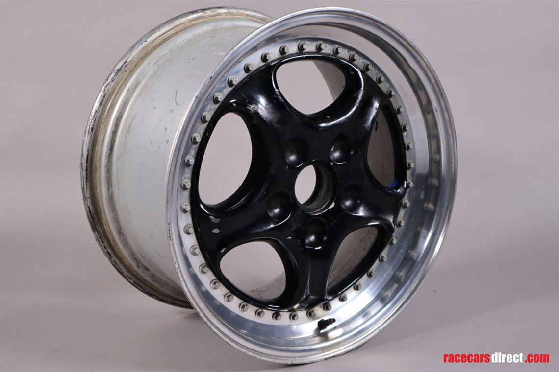 porsche-993-cup-speedline-wheel-rear-axle