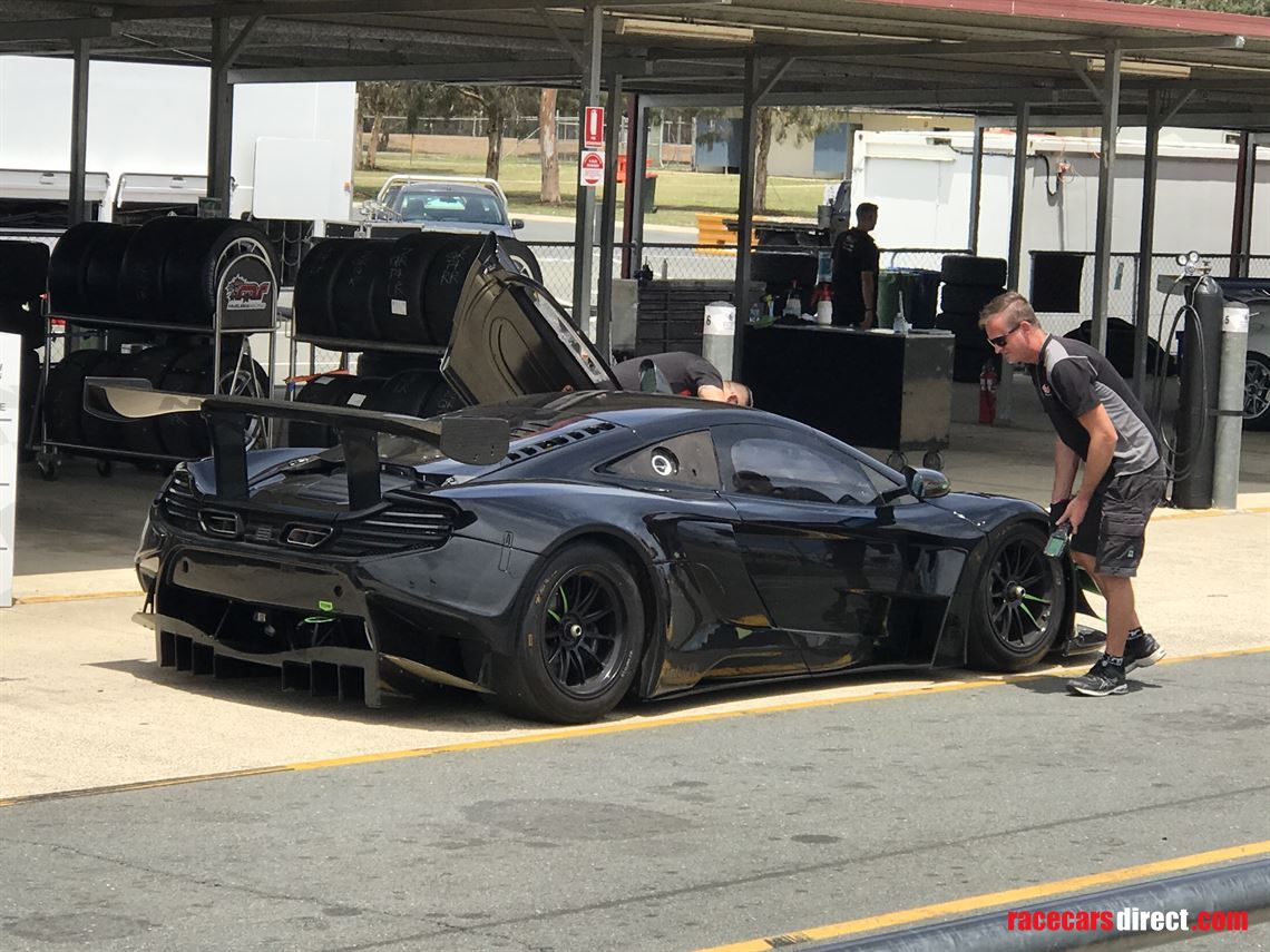 2016-mclaren-650s-gt3