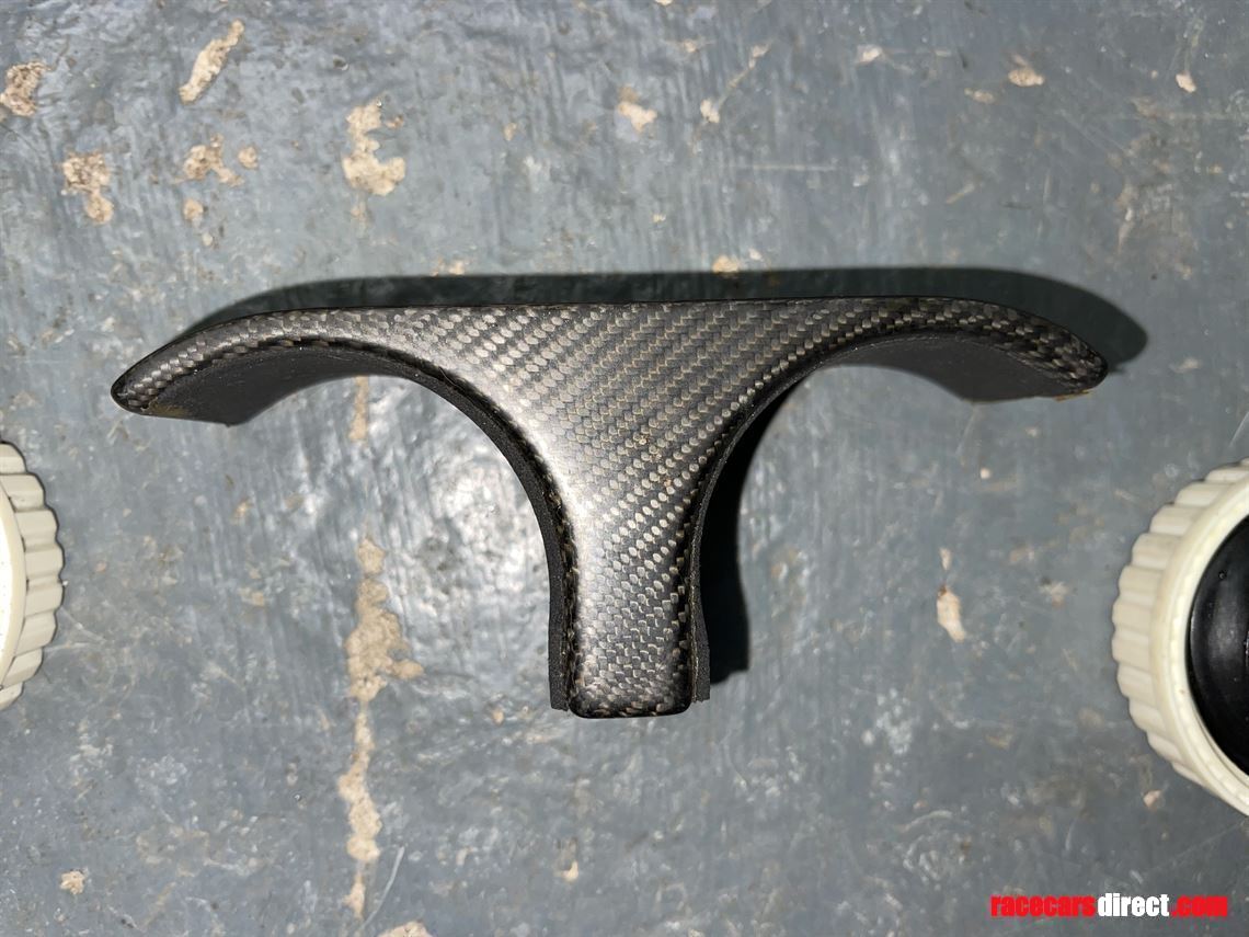 Racecarsdirect.com - Mercedes F1 Brake Reservoirs & Bracket