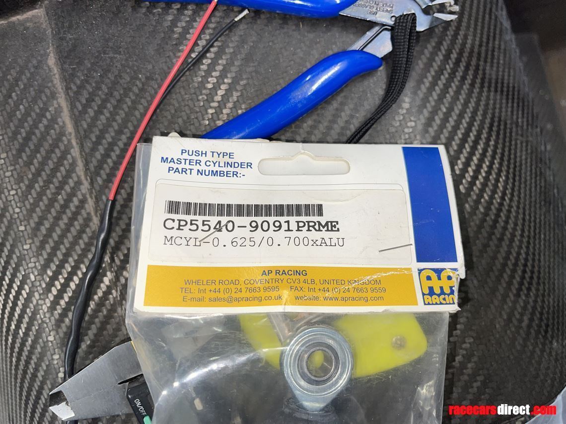 Racecarsdirect.com - AP Racing Handbrake Tandem Cylinder