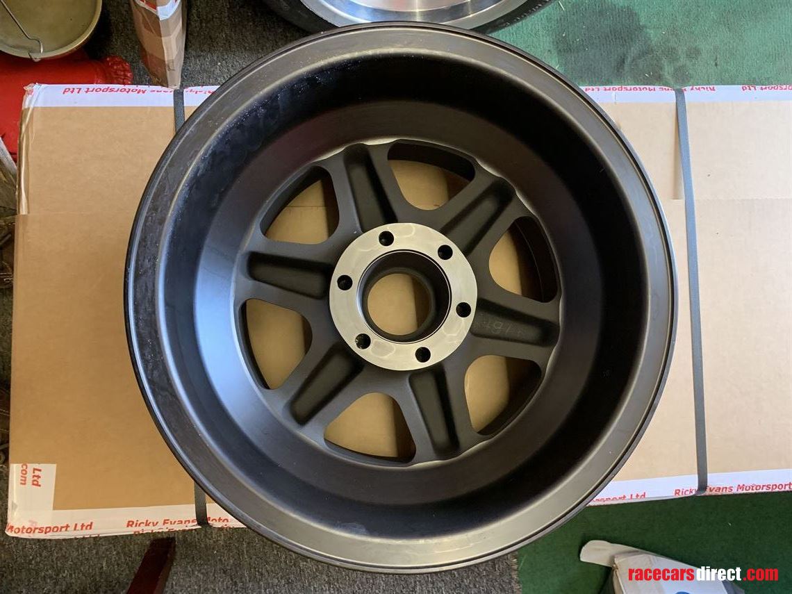 Racecarsdirect.com - Ford GT40 BRM wheels