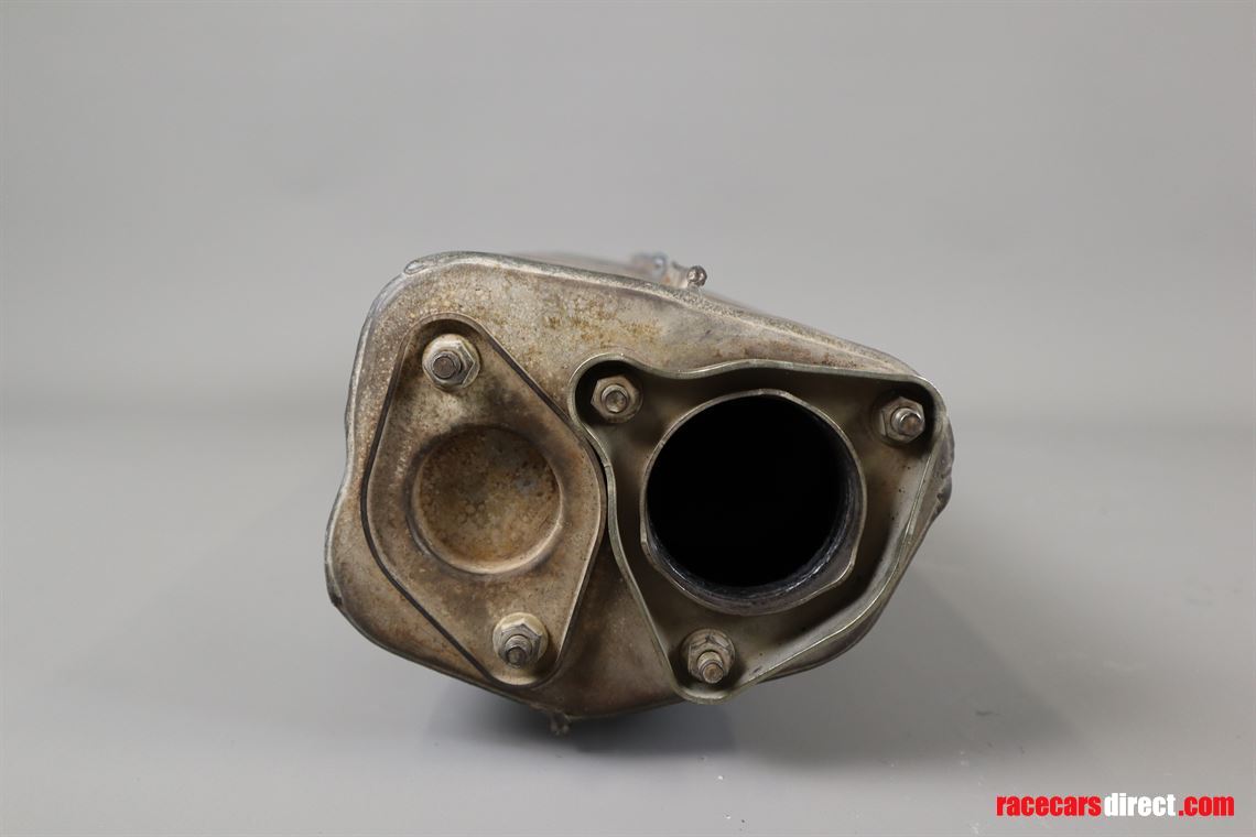 Racecarsdirect.com - Porsche 991 Cup Center Silencer