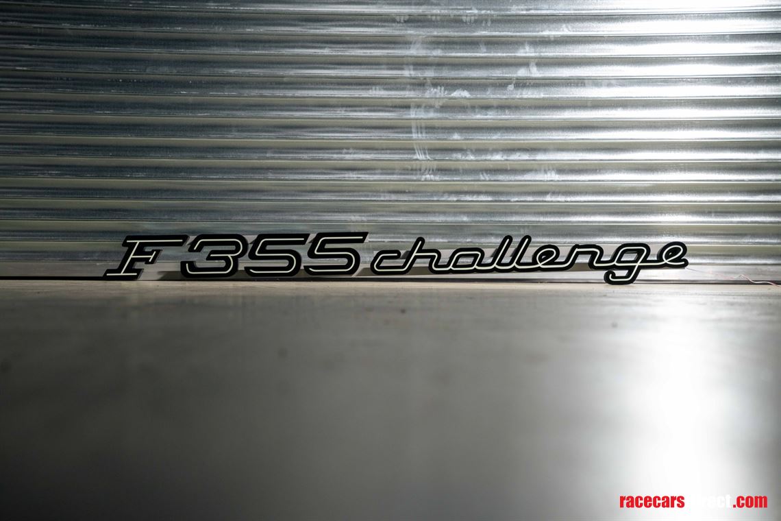 illuminated-f355-challenge-sign