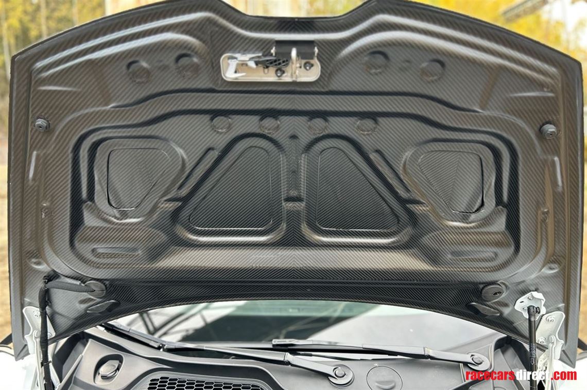 lamborghini-huracan-carbon-fiber-front-hood