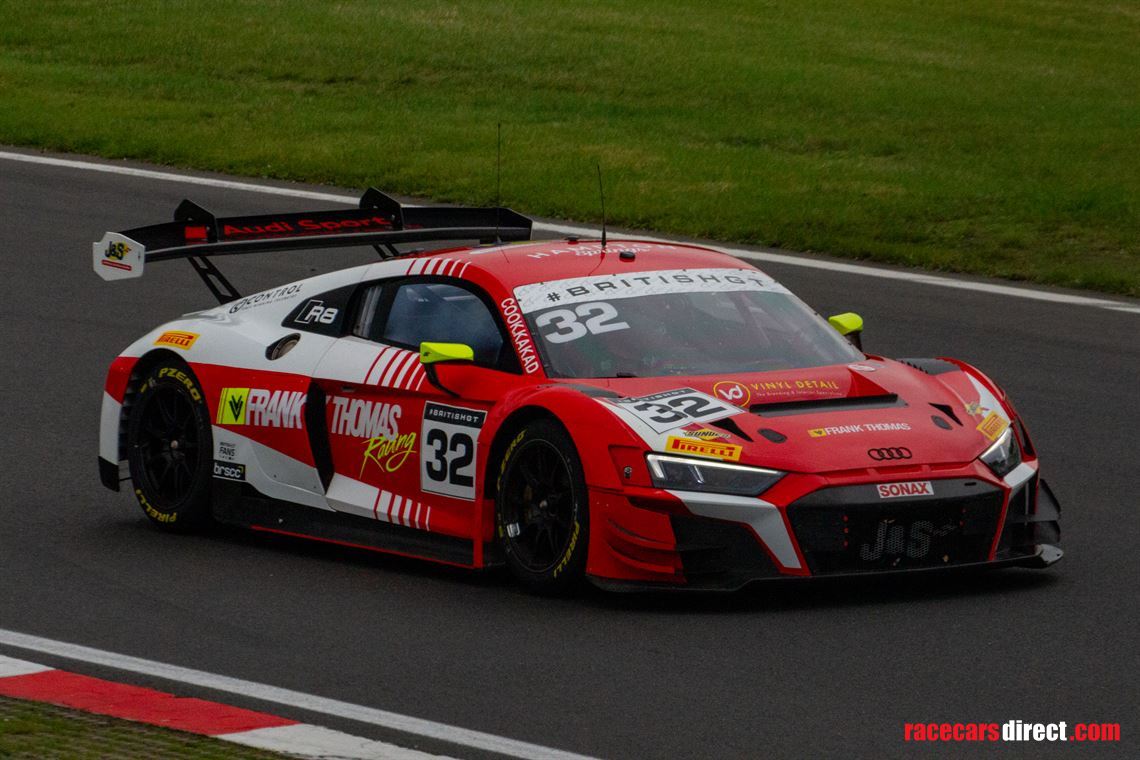 audi-r8-gt3-evo-11