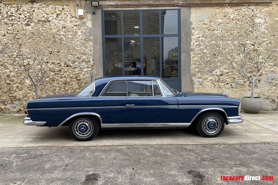 mercedes-300se-coupe