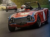 triumph-tr5250-race-car