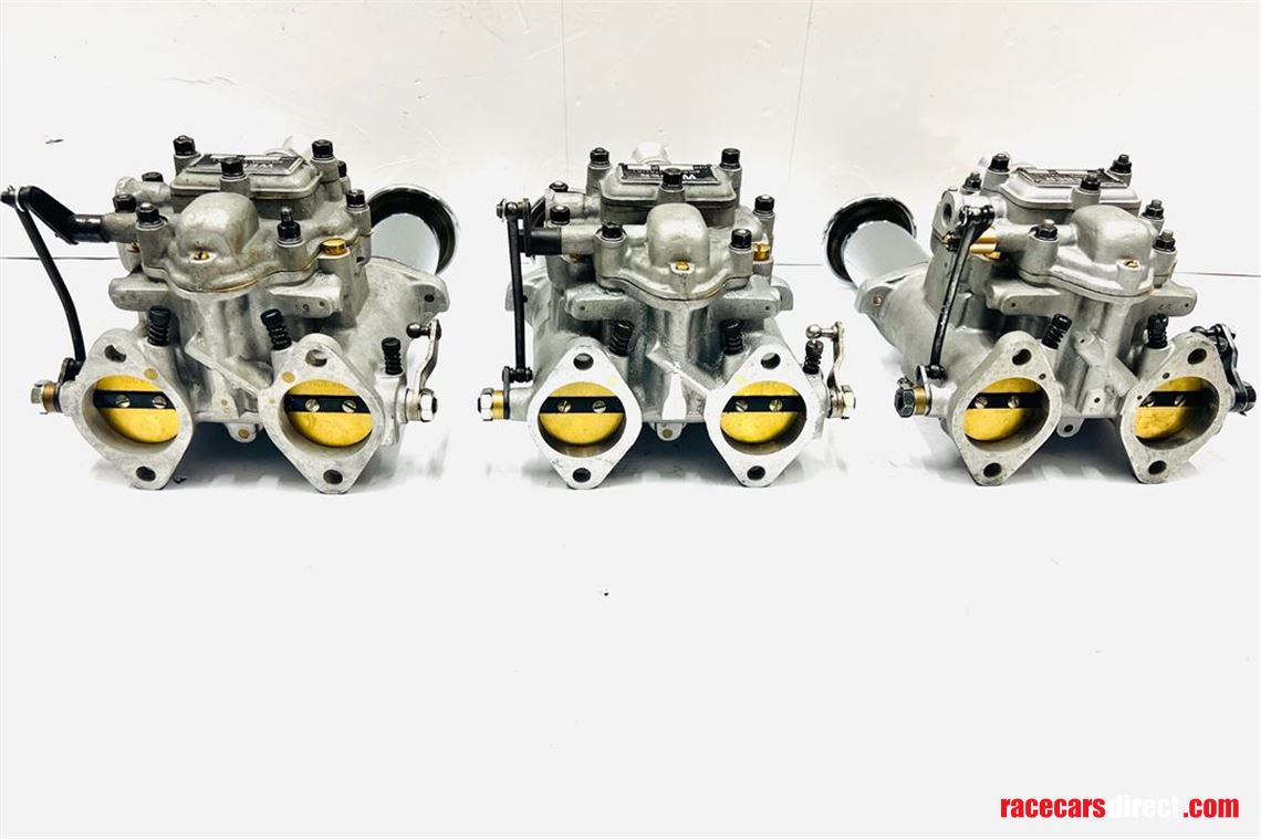 3-weber-40dco3-original-sandcast-carburetors