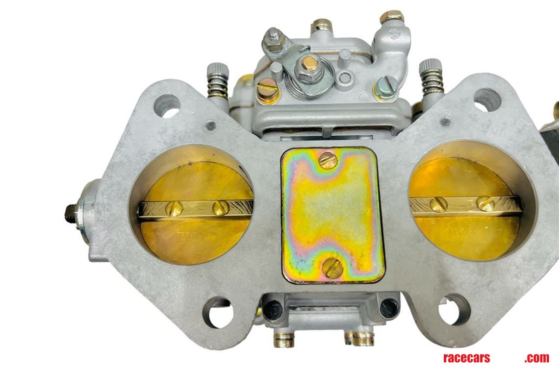 carburetors-weber-40dcoe24-alfa-romeo-giulia